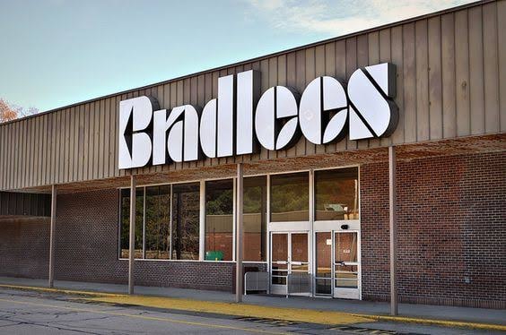 Bradlees shopping aisle