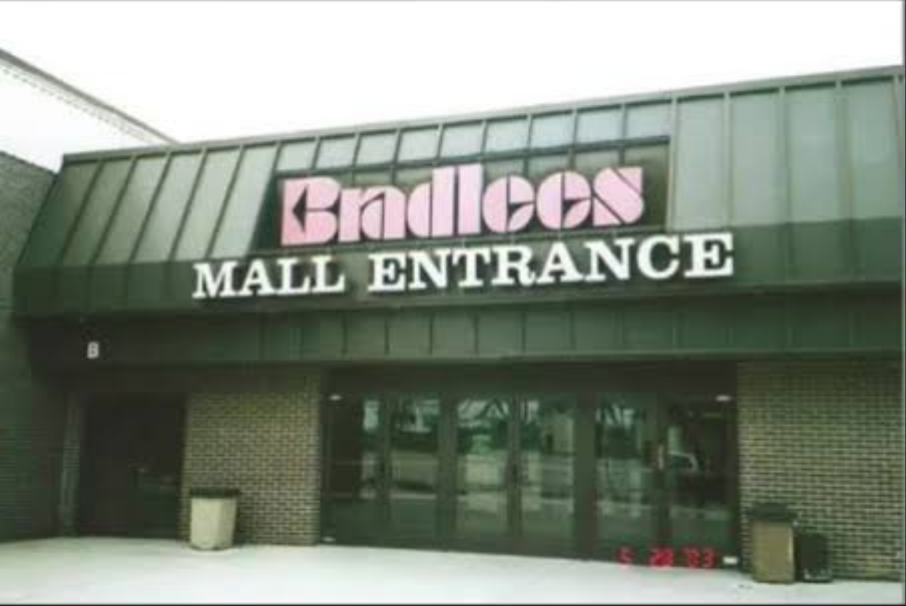 Bradlees department store
